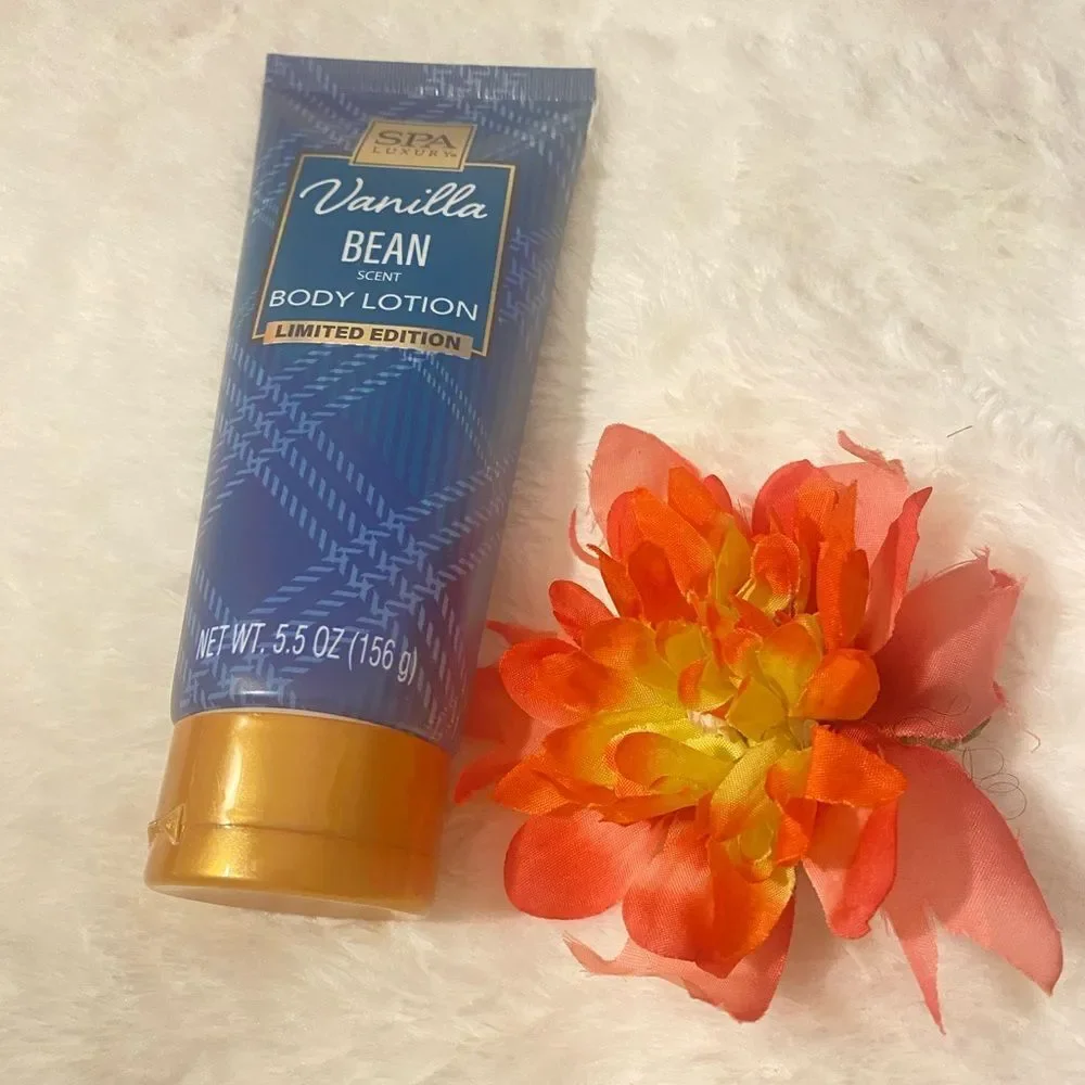 🛍️ Spa Luxury Vanilla Bean Scent Body Lotion Limited Edition 5.5oz-💥